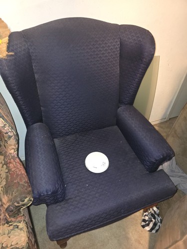 Wing chair